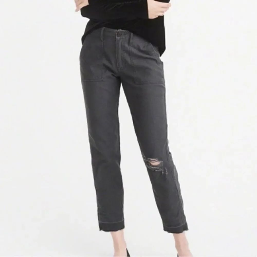 Abercrombie Ames Low Rise Slim Boyfriend Utility Jean